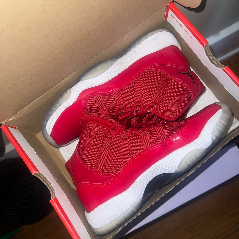 Jordan 11's - Picture 3 of 5